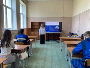 Познавательный час «Первое мая – праздник мира и труда»
