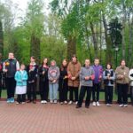 7 мая студенты группы Л24-1 возложили цветы к памятнику Скорбящая мать в парке Памяти и Славы в честь 80-й годовщины Победы в Великой Отечественной войне.