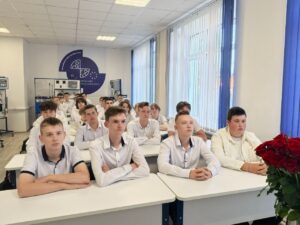 НА ВОЛНАХ РАЗВИТИЯ