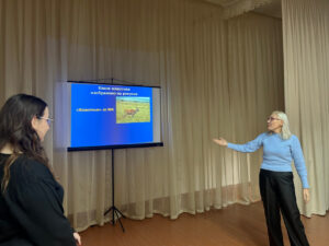 НА ВОЛНАХ РАЗВИТИЯ