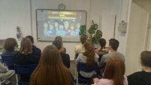 Открытый онлайн-урок на тему «Дроппы: легкие деньги или тяжелые последствия»